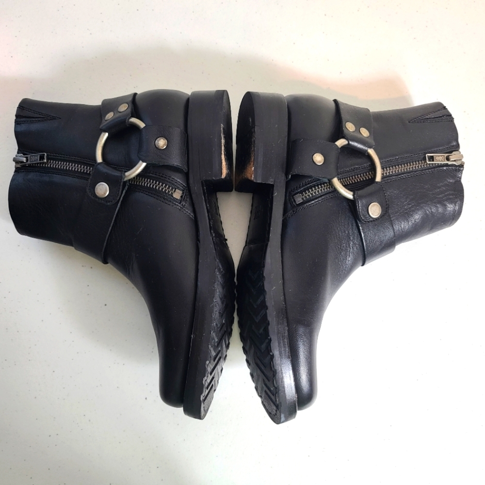 FRYE Veronica Short Harness Moto Western Boots in Black Size 7 - Picture 14 of 15